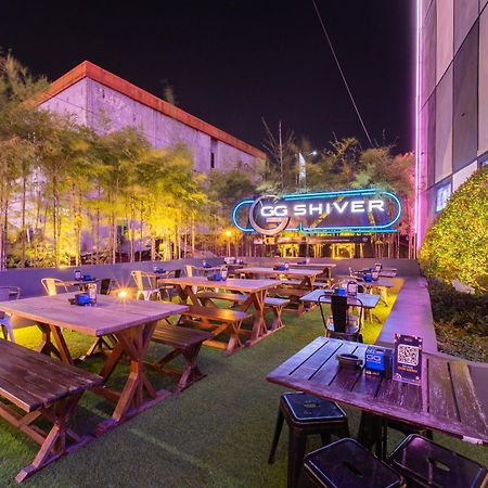 J Icon Hip Hotel Balikpapan  Eksteriør bilde
