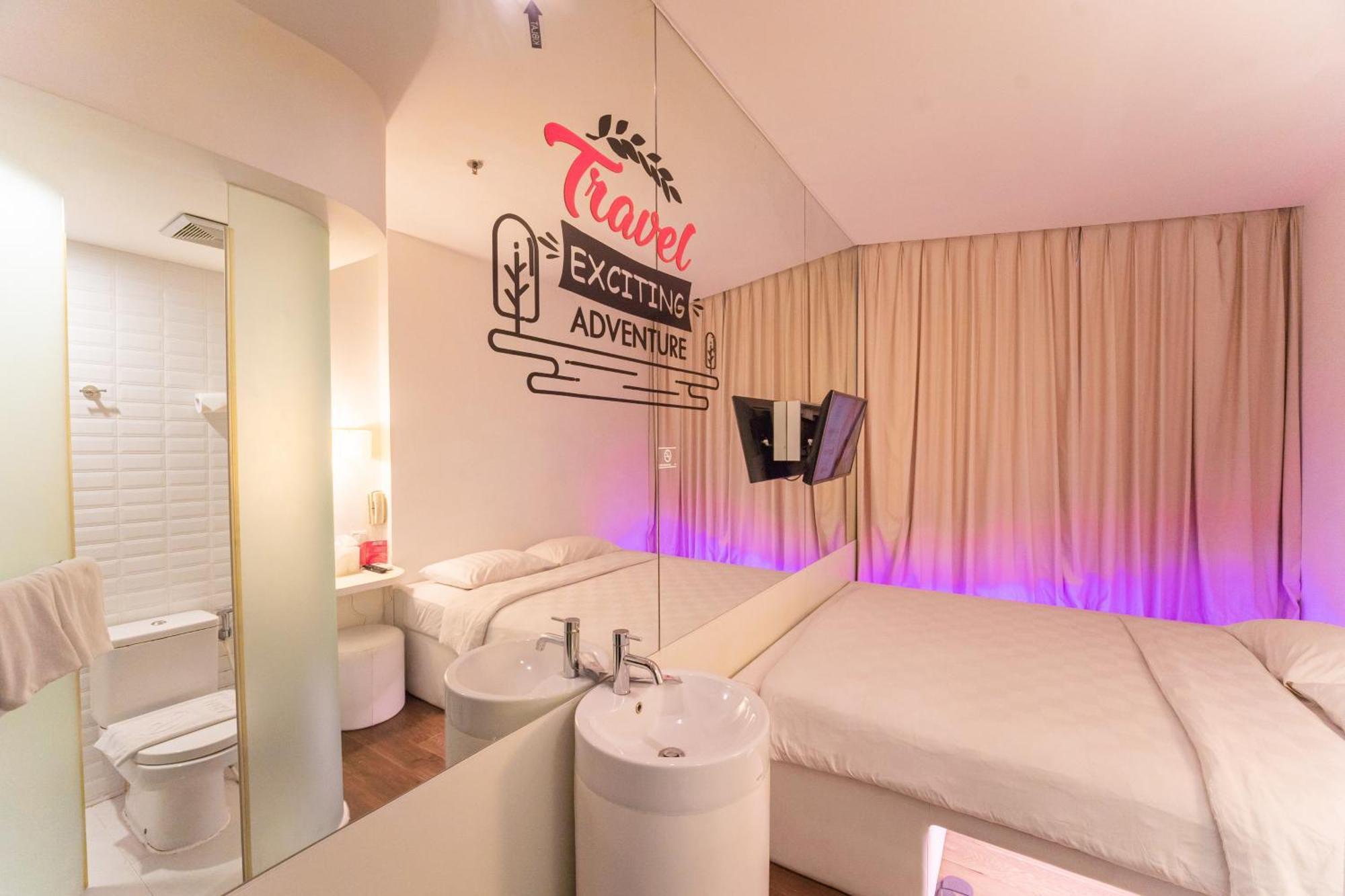 J Icon Hip Hotel Balikpapan  Eksteriør bilde